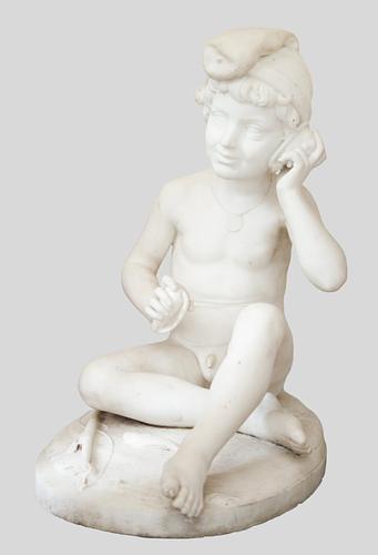 Siddende nøgen fiskerdreng med frygisk hue